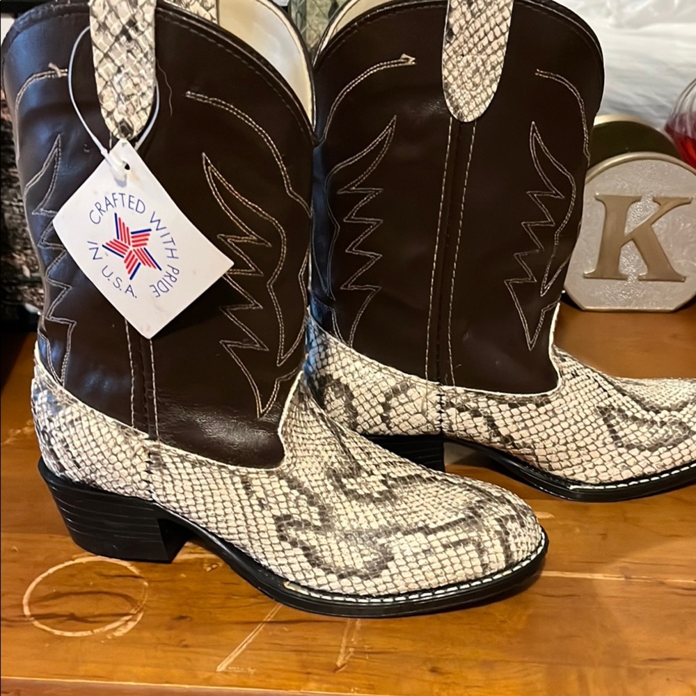 Snakeskin Western Boots - Brown and Cream
